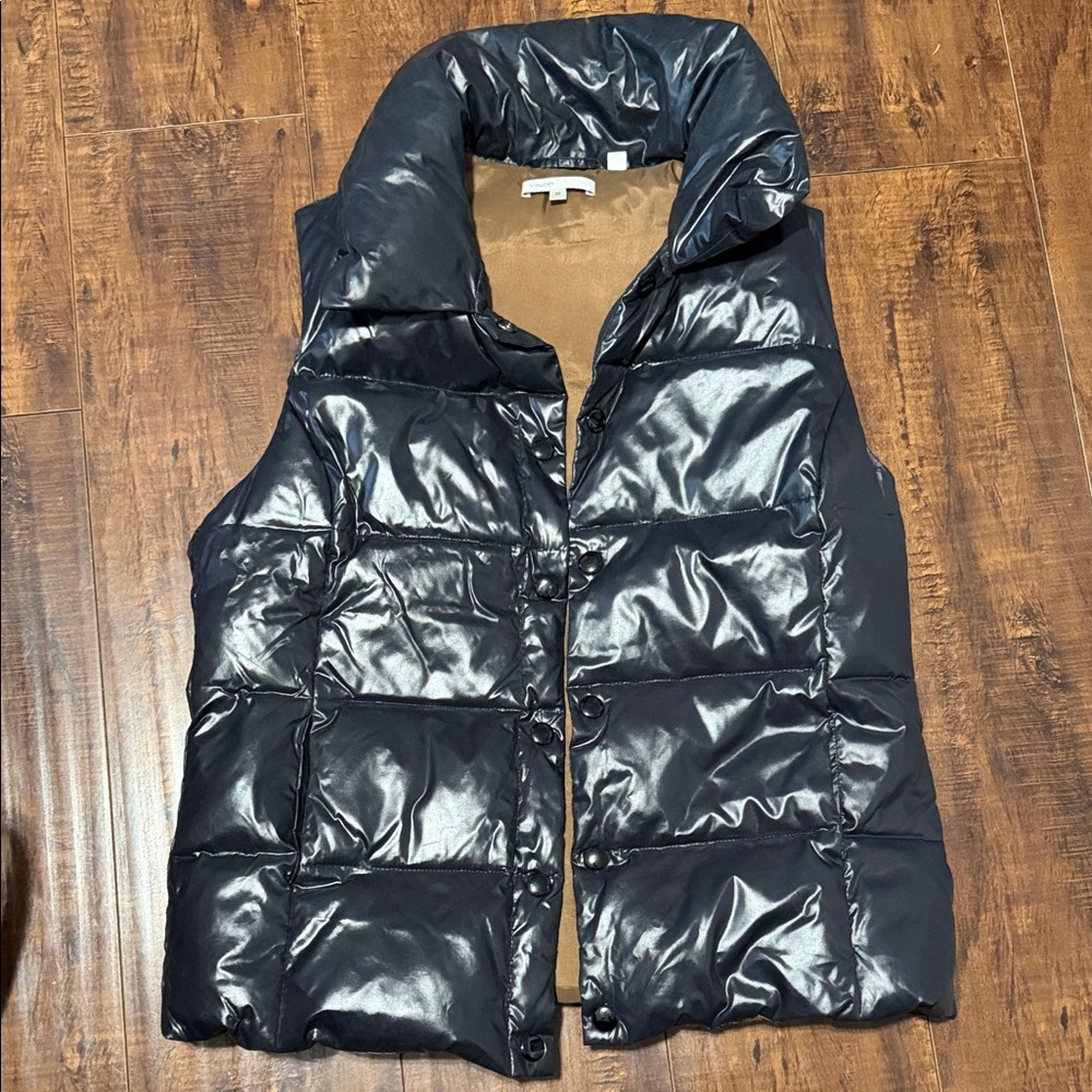 Women's Vince Black Puffer Vest